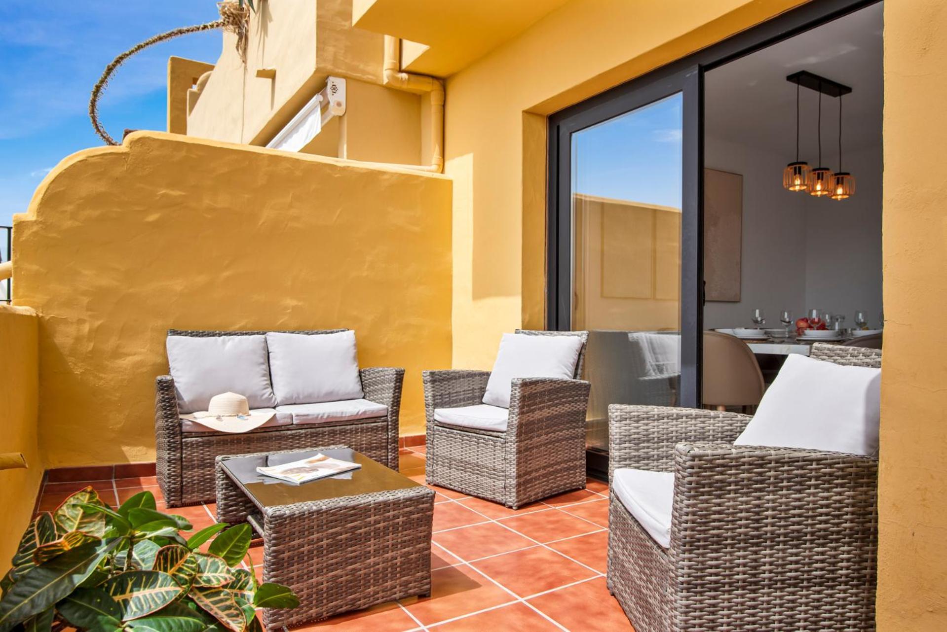Sky And Sea Estepona Penthouse Zewnętrze zdjęcie
