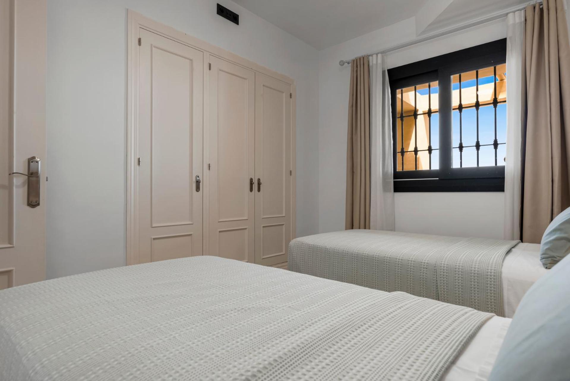 Sky And Sea Estepona Penthouse Zewnętrze zdjęcie