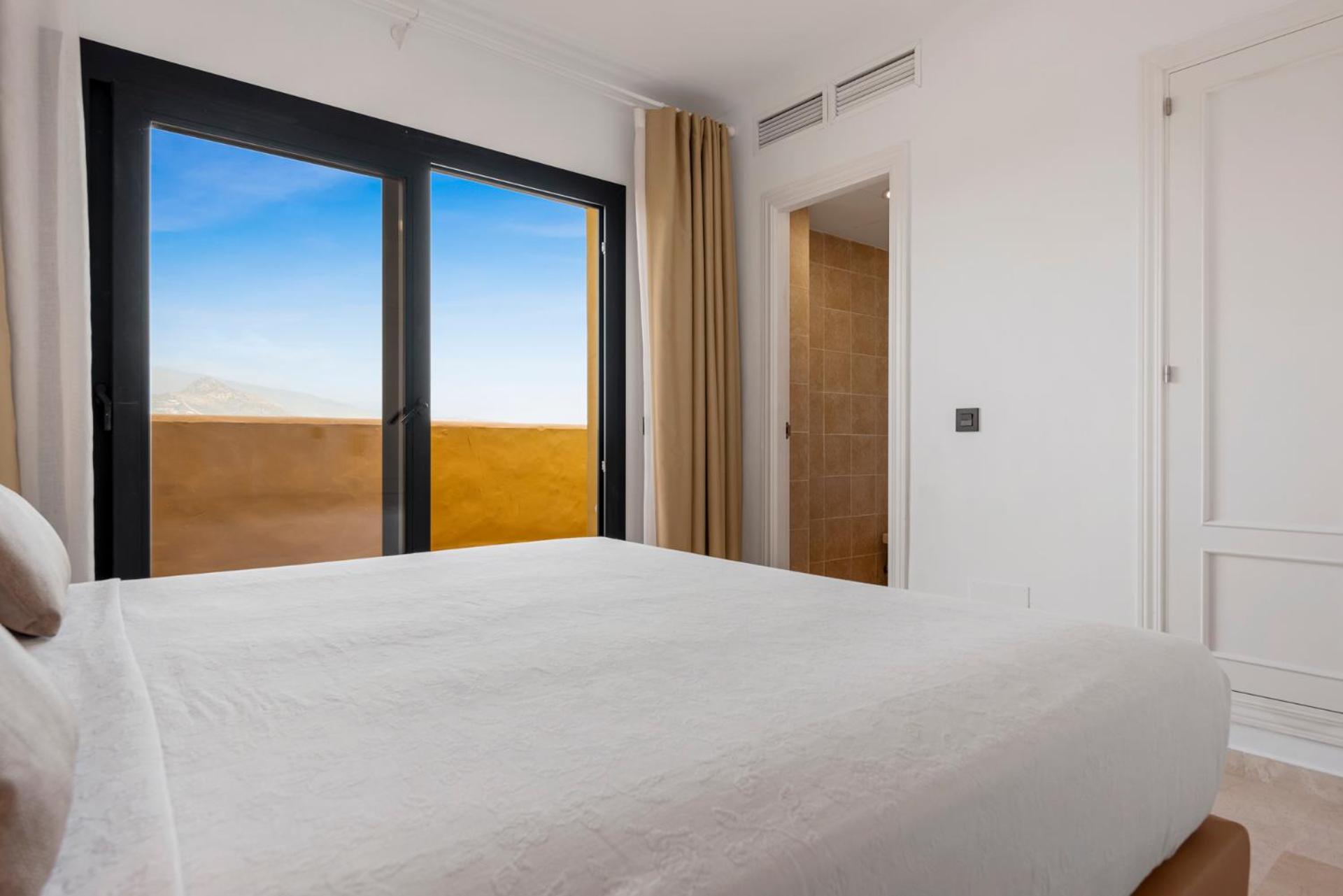 Sky And Sea Estepona Penthouse Zewnętrze zdjęcie